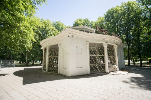 Skelbiamas legendinės kavinės „Rotonda“ nuomos konkursas