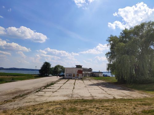 Elektrėnai laukia investuotojų: už individualaus namo kainą kviečia įkurti viešbutį miesto centre