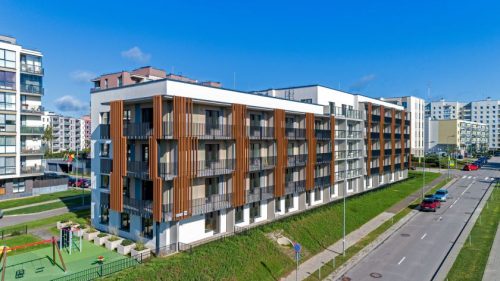 MERKO šiuo metu Lietuvoje stato 500 butų, pusė jų jau parduota