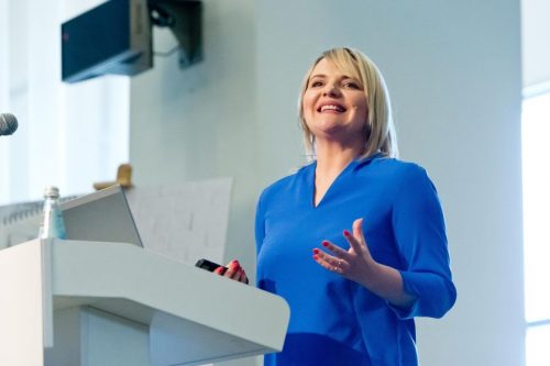 Kuo labiausiai pasitiki būsto pirkėjai: statybų įmonėmis, vystytojais ar brokeriais?