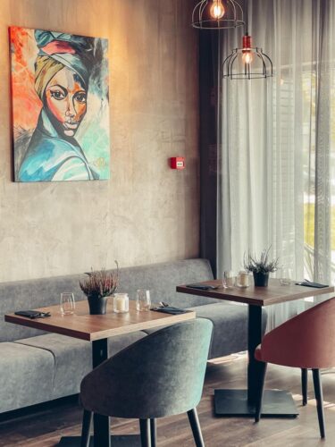 UAB „Lauksva“ – nuo baldų gamybos namų kieme iki kruizinių laivų rinkos ir pasaulinio pripažinimo 