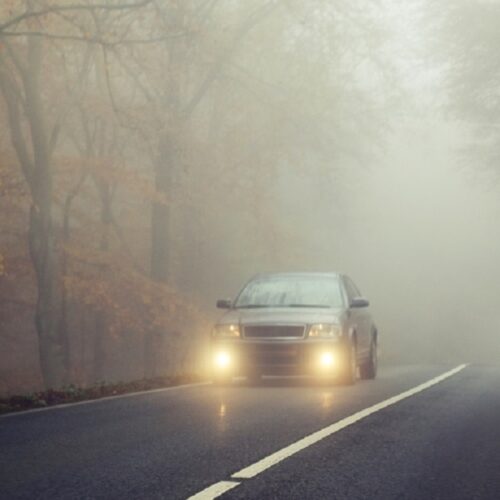 Kaip pasirinkti tinkamus rūko žibintus?