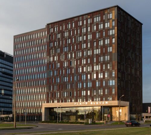„East Capital Real Estate IV“ fondas įsigijo vieną tvariausių ir moderniausių Rygos verslo centrų „Place Eleven“