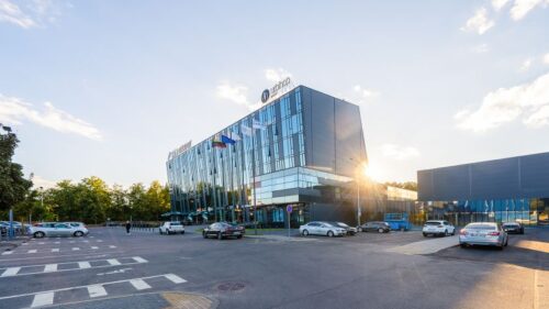 „Darnu Group“ investuoja į saulės elektrinę ant „SEB arenos“ stogo
