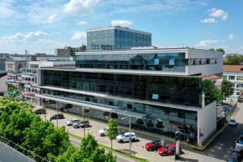 UTIISI UAB „ZeroSum Mixed Fund II“ papildė savo valdomo nekilnojamo turto portfelį dar vienu įsigijimu. Sandorį finansavo SEB bankas ir EfTEN Special Opportunities Fund.