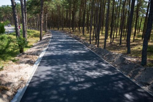 Speciali asfalto danga ir akyla ekologo priežiūra: dviračių tako nuo Smiltynės iki Nidos rekonstrukcija taps bene draugiškiausia aplinkai trasa