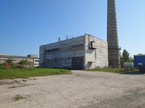 Parduodamas labai pigiai 653,73 m² pastatas- sandėlis