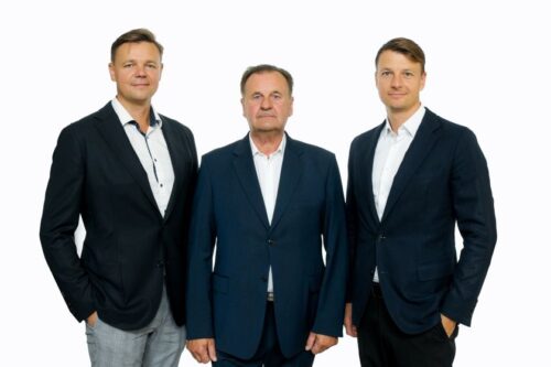 ARCHIS. Ilgaamžis pamatas: šeimos valdomos statybos įmonės pranašumai