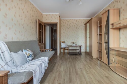 Nuomojamas 2 kambarių butas Šeškinėje