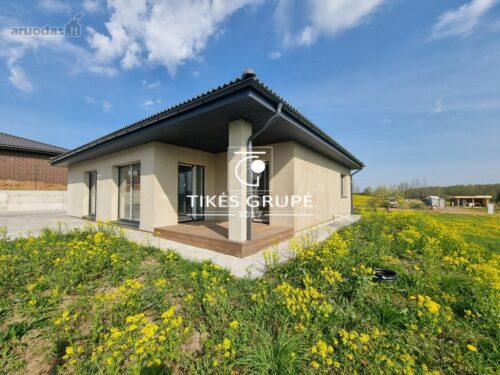 4 kambarių namas  Jakai,