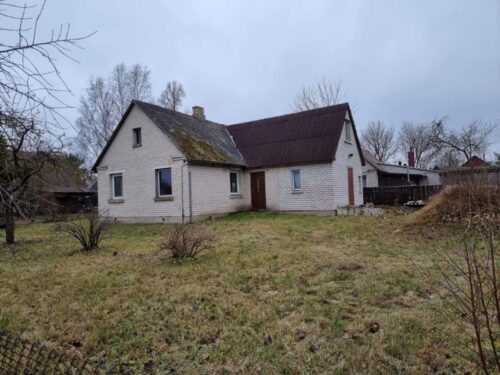 Parduodamas gyvenamasis namas Pasvalio rajone, Vilkiškių kaime, Svalios g. 8