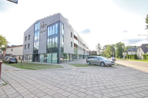 Parduodamas labai geroje vietoje 2- jų kambarių butas