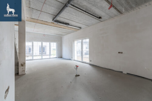 5 kambarių namas  Didieji Gulbinai, Skalvos g.