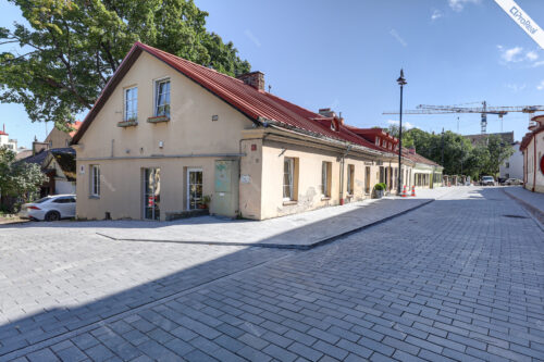 Nuomojamos gyvenamosios paskirties patalpos strategiškai patogioje vietoje, Vilniaus Senamiestyje.