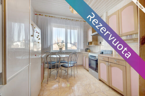 REZERVUOTA  PARDUODAMAS KETURIŲ KAMBARIŲ BUTAS ŠEŠKINĖJE