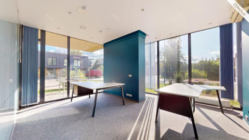 PUIKIAI ĮRENGTŲ, NAUJAI SUREMONTUOTŲ PATALPŲ NUOMA ŽVĖRYNE, 104 KV. M. PIRMAME AUKŠTE