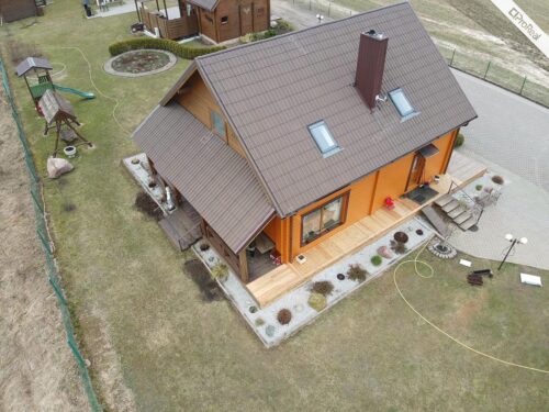 PARDUODAMAS IŠSKIRTINIS NAMAS/SODYBA, ERDVI TERASA, KUBILAS