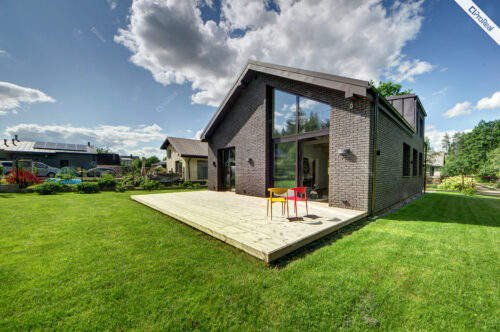 PARDUODAMAS KOKYBIŠKAS NAUJOS STATYBOS NAMAS ŠALIA MIŠKO
VIETA:
Namas įsikūręs vienoje