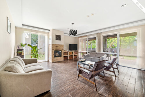 PARDUODAMAS 2 AUKŠTŲ GYVENAMASIS NAMAS BALSIUOSE VILNIUJE.  NAMAS PARDUODAMAS SU  BALDAIS IR