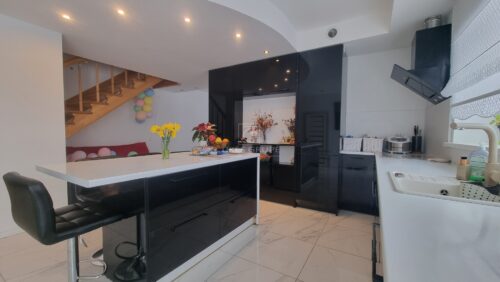 4 kambarių namas  Slengiai,