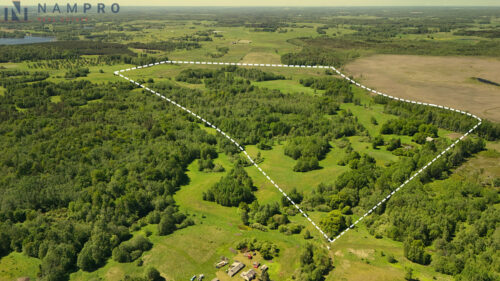 namas  Janušiškių k.,