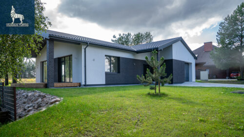 4 kambarių namas  Bajorų k., Jazminų g.