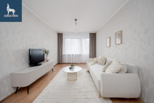 4 kambarių butas  Viršuliškės, Tujų g.