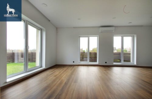 5 kambarių namas  Karklėnų k., Aukštoji g.