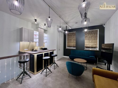 Pirmas aukštas.
Atskiras įėjimas.
Vieta reklamai.
Visos komunikacijos IT