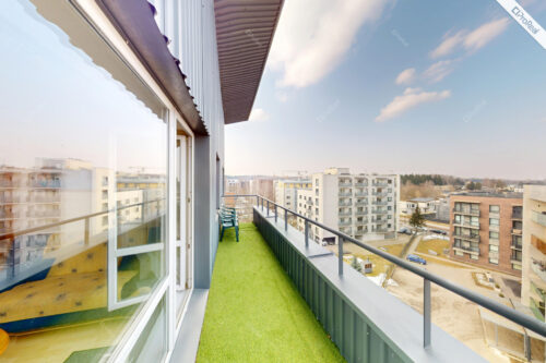 PARDUODAMAS FUNKCIONALIAI IŠPLANUOTAS 3 K. BUTAS SU ERDVE TERASA VISORIUOSE, VISORIŲ G.
Puikus