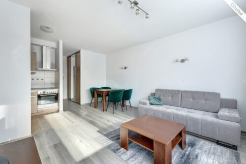 Nuomojamas ka tik po kosmetinio remonto 2k. butas Pašilaičiuose!
NUOMOJAMAS BUTAS VILNIUJE