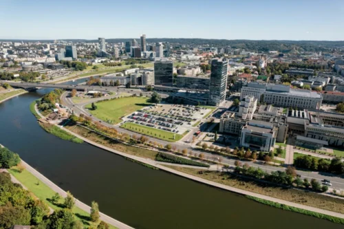 Ilgai lauktam Vilniaus kongresų centrui – susidomėjimo banga: architektūrinės idėjos konkursui pateikti net 28 pasiūlymai