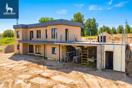 5 kambarių namas  Peliūnų k., Elektrėnų g.