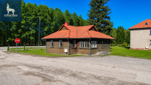 4 kambarių namas  Biržų m., J.Basanavičiaus g.