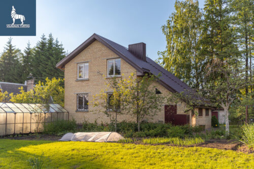 5 kambarių namas  Viktariškių k., Žaliojo Šilo g.