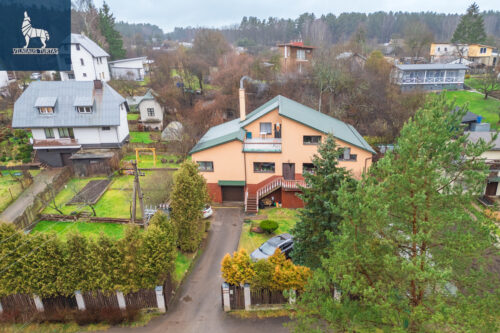 10 kambarių namas  Juodšilių k., Upelio g.