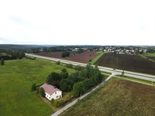 Parduodama šiuolaikiška sodyba vienkiemyje netoli Šiaulių